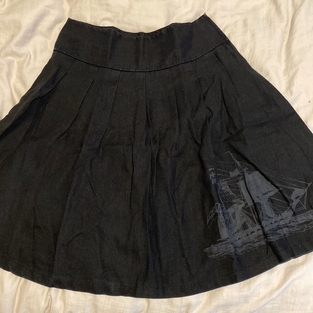 vintage smoking lily skirt